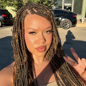 Meet your Posher, Kaeli